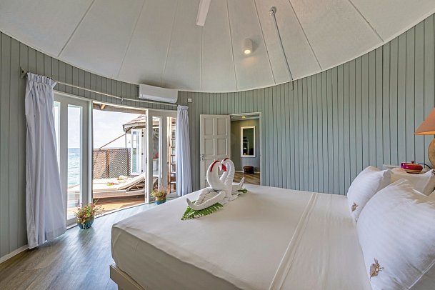 Nika Island Resort & Spa - Wohnbeispiel Family Water Villa (Zimmercodierung FX1)