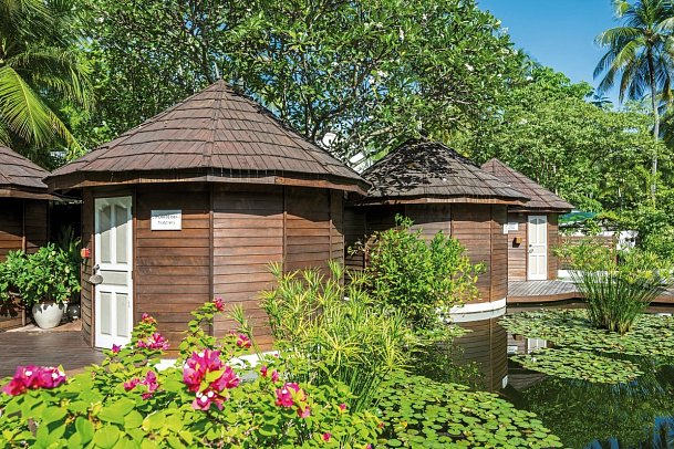 Nika Island Resort & Spa