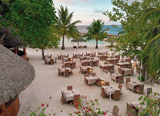 Nika Island Resort & Spa