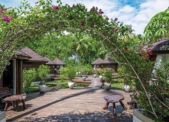 Nika Island Resort & Spa
