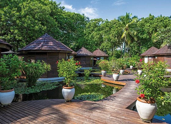 Nika Island Resort & Spa