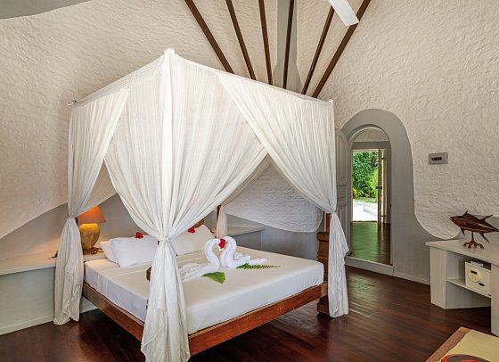 Nika Island Resort & Spa - Wohnbeispiel Beach Villa (Zimmercodierungen VB1 & VB7)