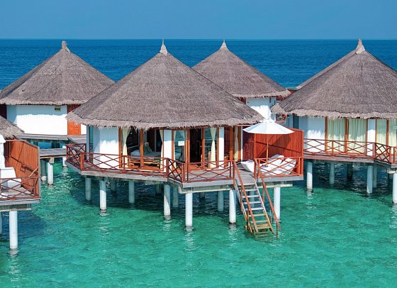 Safari Island Resort & Spa - Wohnbeispiel Water Bungalow (Zimmercodierung BX2)