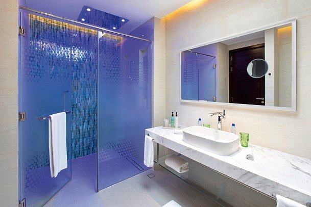 Kandima Maldives - Beispiel Bad Sky & Beach Studio (Zimmercodierungen SG1, SP1 & SB1)