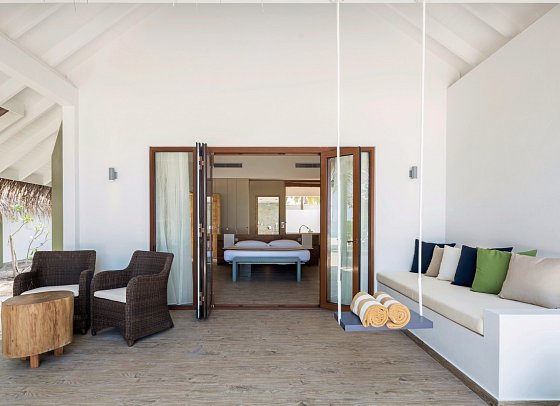 Cocoon Maldives - Wohnbeispiel Beach Suite (Zimmercodierungen WB1 & WB2)