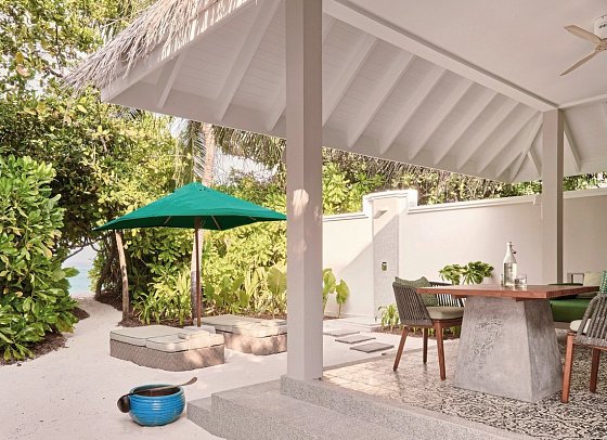 Finolhu, a Seaside Collection Resort - Beispiel Terrasse Beach Villa (Zimmercodierung VB1)