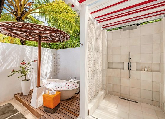OZEN LIFE Maadhoo - Beispiel Bad Earth Villa with Pool (Zimmercodierung VB2)