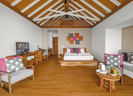 Kudafushi Resort & Spa - Wohnbeispiel Beach Villa with Pool (Zimmercodierungen VB2 & VH3)