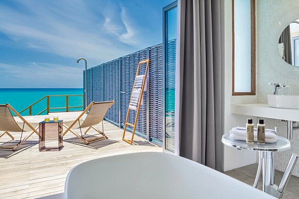 Kuramathi Maldives - Wohnbeispiel Water Villa with Pool (Zimmercodierung VX3)