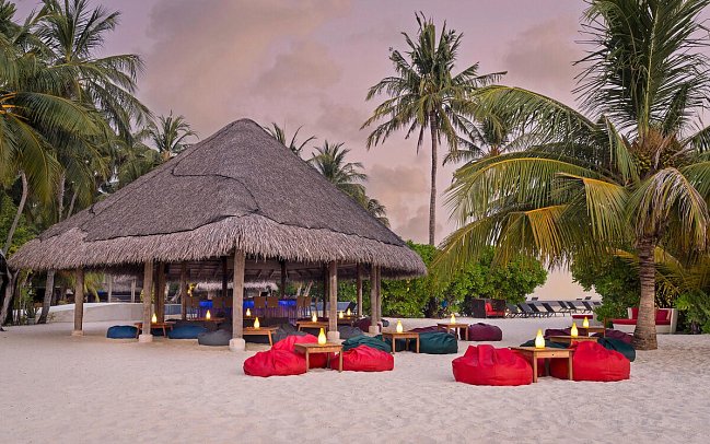 Niva Kuramathi Maldives
