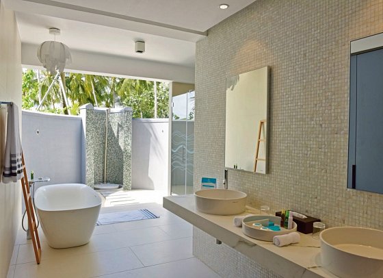 Niva Kuramathi Maldives - Beispiel Bad Two Bedroom Beach House (Zimmercodierung VB5)