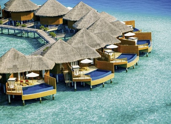 Baros Maldives - Wohnbeispiel Water Pool Villa (Zimmercodierung VX2)