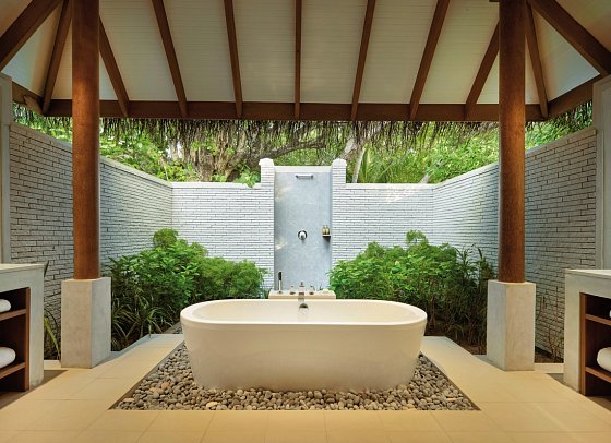 Baros Maldives - Beispiel Bad Deluxe Villa (Zimmercodierung VD1)