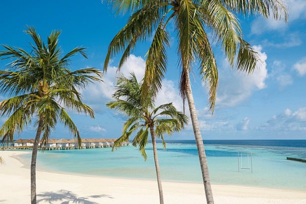 Outrigger Maldives Maafushivaru Resort