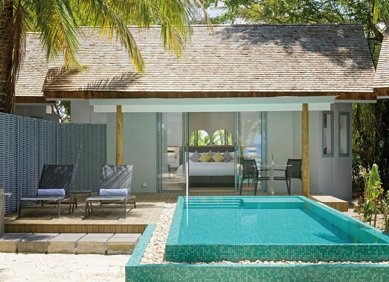 Outrigger Maldives Maafushivaru Resort - Wohnbeispiel Beach Villa with Private Pool (Zimmercodierung VB2)