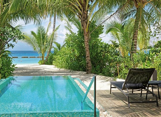 Outrigger Maldives Maafushivaru Resort - Wohnbeispiel Beach Villa with Private Pool (Zimmercodierung VB2)
