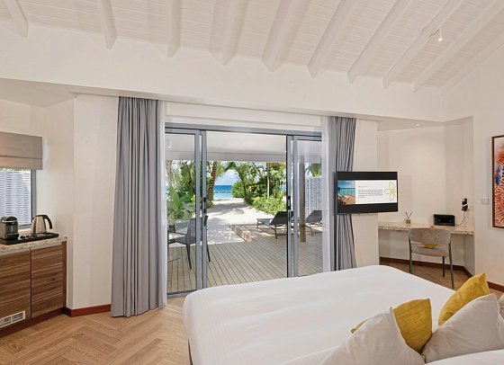Outrigger Maldives Maafushivaru Resort - Wohnbeispiel Beach Villa (Zimmercodierung VB1)