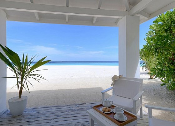 Sandies Bathala - Beispiel Terrasse Beach Bungalow (Zimmercodierung BB1)