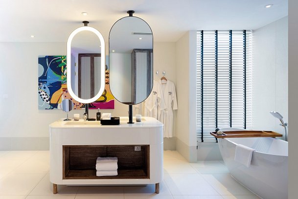 Hard Rock Hotel Maldives - Wohnbeispiel Platinum Overwater Villa (Zimmercodierung VX1)