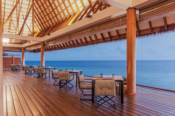 Cinnamon Velifushi Maldives