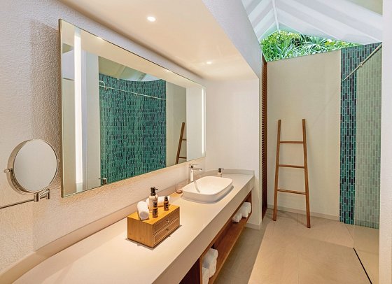 RAAYA by Atmosphere - Beispiel Bad 2 Bedroom Family Beach Villa (Zimmercodierungen FB1 & FB2)