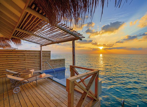 You&Me Maldives - Wohnbeispiel Lagoon Suite Pool (Zimmercodierungen VL3 & VX6)