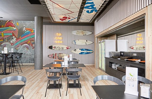 RIU Atoll - Sportsbar