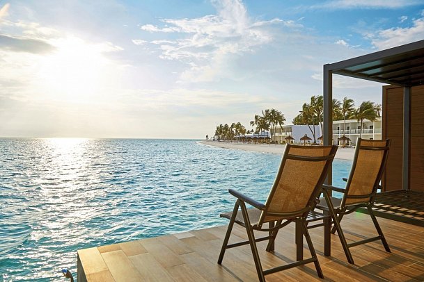 RIU Atoll - Wohnbeispiel Overwater-Junior-Suite