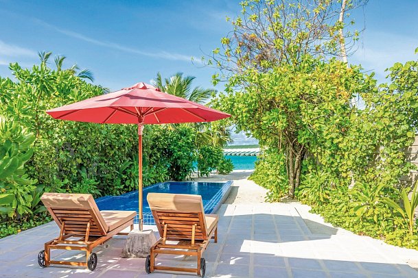 Siyam World Maldives - Beispiel Terrasse Pool Beach Villa (Zimmercodierungen VG1 & VV1)