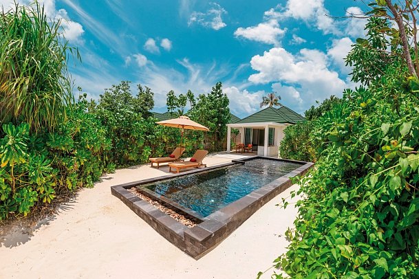 Siyam World Maldives - Wohnbeispiel Beach Suite with Pool (Zimmercodierungen WB1 & WV1)