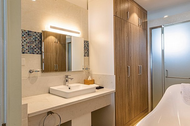 Siyam World Maldives - Beispiel Bad Two Bedroom Lagoon Villa (Zimmercodierungen FX2 & FV2)