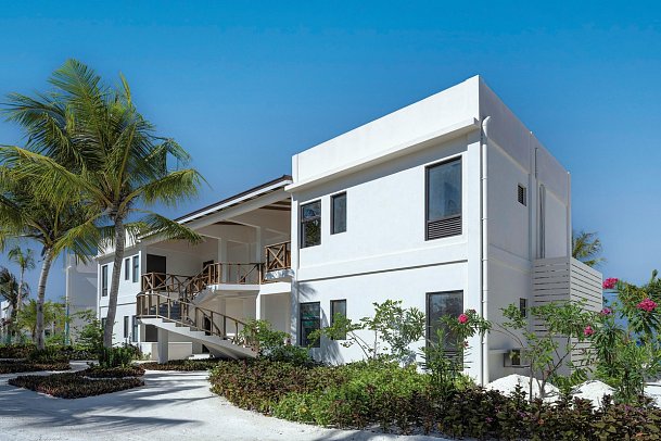 OBLU XPERIENCE Ailafushi - Wohnbeispiel Ocean View Family (Zimmercodierungen F1M & U1M)