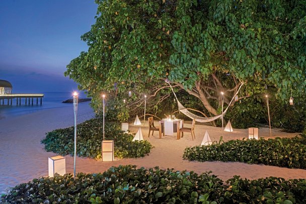 The Westin Maldives Miriandhoo Resort