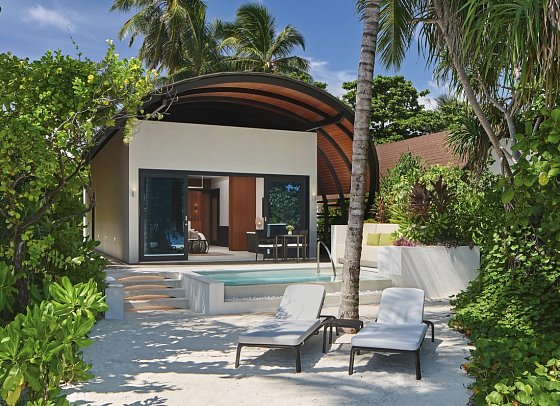 The Westin Maldives Miriandhoo Resort - Wohnbeispiel Deluxe Beach Villa Pool (Zimmercodierungen VB2 & FB2)