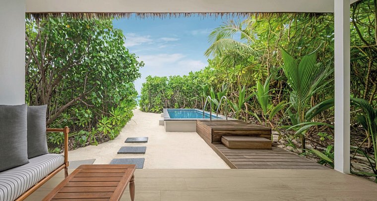 Le Méridien Maldives Resort & Spa - Wohnbeispiel Beach Villa with Pool (Zimmercodierung VB3)