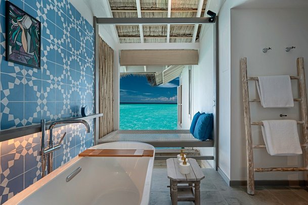 Cora Cora Maldives - Beispiel Bad Lagoon Pool Villa (Zimmercodierung VL2)