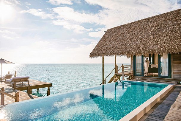 COMO Cocoa Island - Dhoni Water Villa