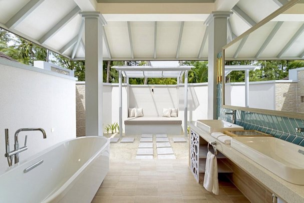 Sun Siyam Olhuveli Maldives - Beispiel Bad Grand Beach Suite with Pool (Zimmercodierungen WB1 & WV1)