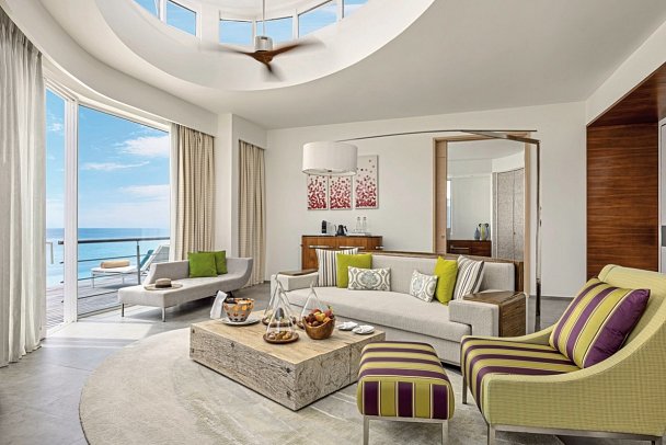 Jumeirah Olhahali Island Maldives - Lagoon Water Villa