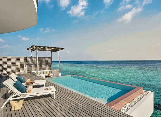 Jumeirah Olhahali Island Maldives - Sunset Water Villa