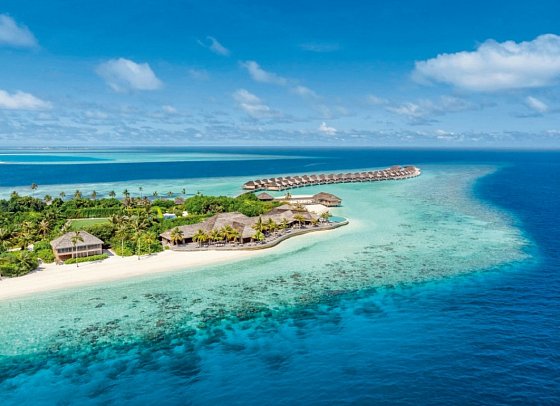 Hurawalhi Island Resort