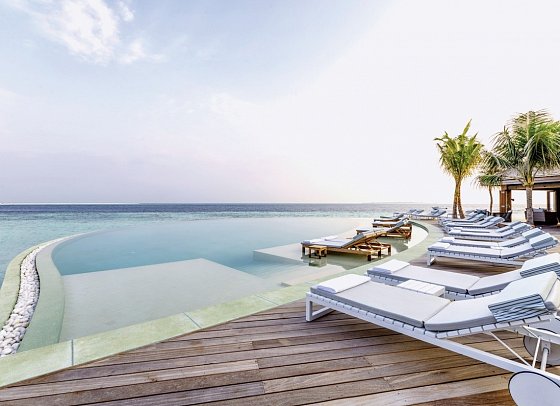 Hurawalhi Island Resort - Coco Bar