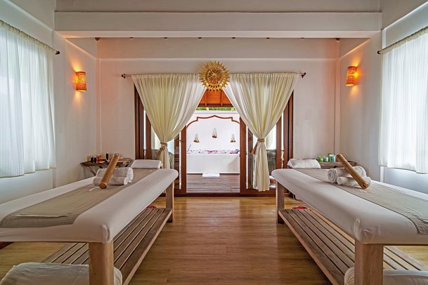 Reethi Faru Resort