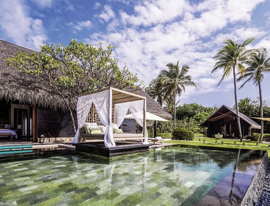 One&Only Reethi Rah - Grand Sunset Residence