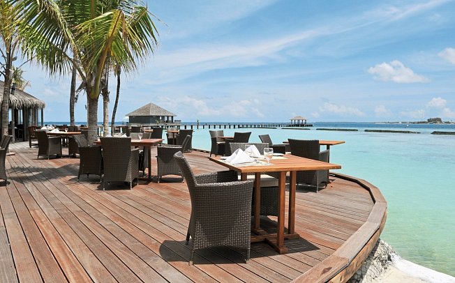 Komandoo Island Resort & Spa