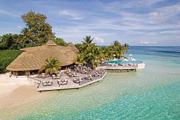 Komandoo Island Resort & Spa