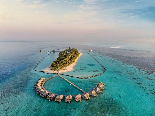 Komandoo Island Resort & Spa