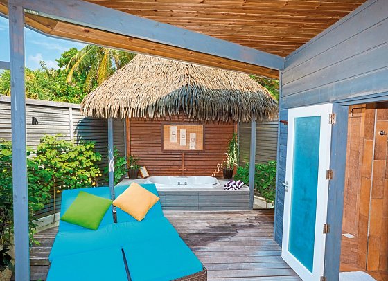 Kuredu Island Resort & Spa - Wohnbeispiel Sangu Jacuzzi Beach Villa (Zimmercodierung VS1)