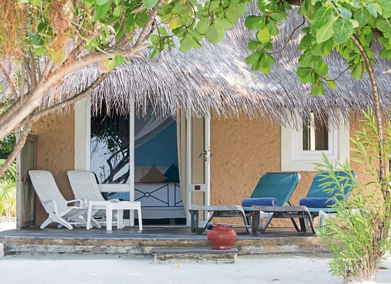 Kuredu Island Resort & Spa - Wohnbeispiel Beach Bungalow (Zimmercodierung BB1)
