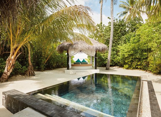 Sun Siyam Iru Fushi Maldives - Wohnbeispiel Deluxe Beach Villa Pool (Zimmercodierungen VB2 & VV2)